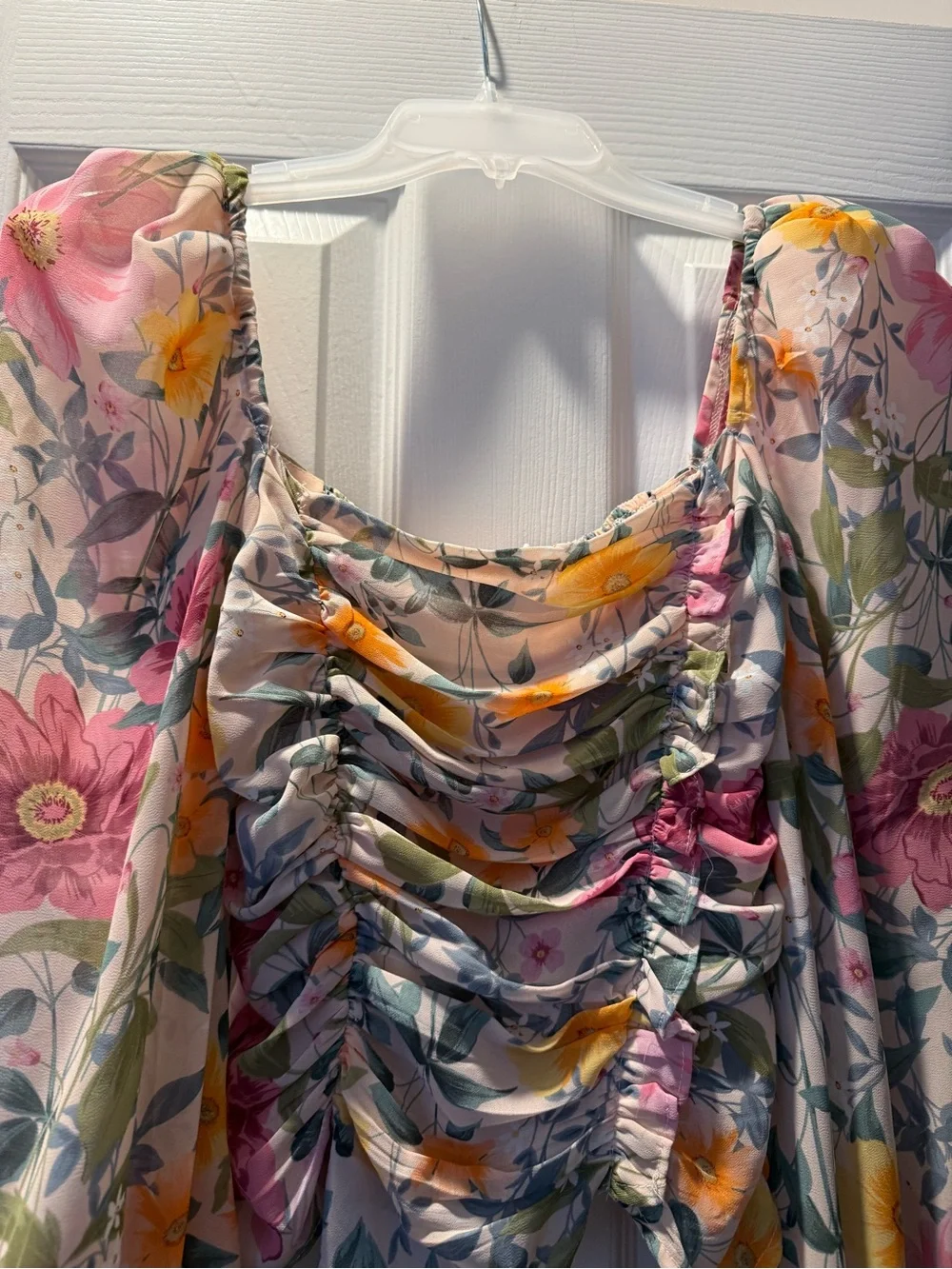 Astr Pink & Yellow Floral Ruched Puff-Sleeve Crop Top